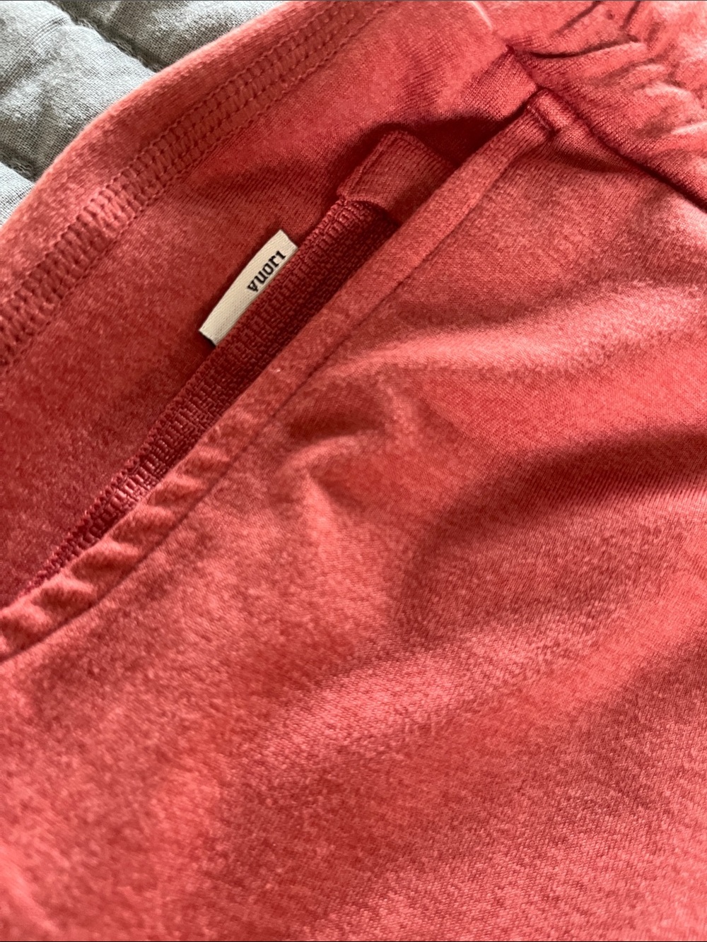 Vuori Halo Performance Marsala red soft activewear lounge shorts - Picture 4 of 6